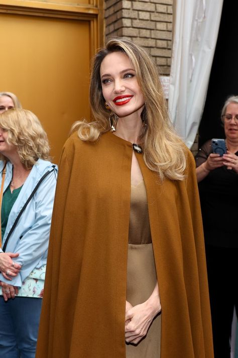 Angelia Jolie In New York on April 11, 2024 Oscar Red Carpet Gowns, Angelina Jolie 2024, Angleina Jolie, Angelina Jolie Red Carpet, Gemma Chan, Mother Mary Images, Jolie Pitt, Red Carpet Gowns, Blue Jumpsuits