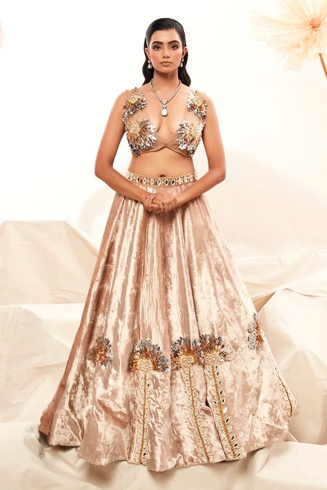 Shop for Payal & Zinal Gold Velvet Embroidered Lehenga And Blouse Set for Women Online at Aza Fashions Brown Lehenga, Shimmer Lehenga, Pearl Mirror, Vani Vats, Cancan Lehenga, Lehenga And Blouse, Indian Bridesmaid Dresses, Velvet Lehenga, India Clothes