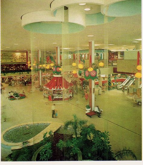 Roselands Shopping Centre, 1966  The Raindrop Fountain on Fashion Square Monroeville Mall, Dead Malls, Vintage Mall, Mall Stores, Retro Interior, Shopping Malls, Shopping Centre, Shop Interiors, Shopping Center