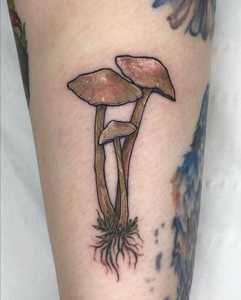 Fungi Tattoos, Tattoo Mushroom, Mushroom Tattoo, Mushroom Tattoos, Body Tattoos, Geometric Tattoo, Instagram Photos, Tattoos, Photo And Video