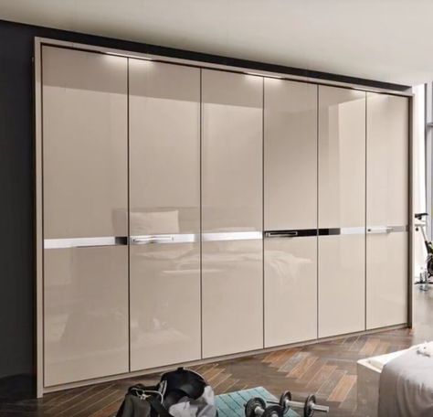 Textured Wardrobe Doors, Wardrobe And Bed Color Combination, Wardrobe Internal, Sliding Wardrobe Design, Small Closet Design, Wooden Wardrobe Design, Wardrobe Design Modern, Bedroom Design Styles, Stylish Bedroom Design