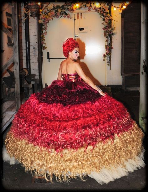 Hair’s not just for your head anymore. | 9 People That Dare To Dress Not Normally Ugly Wedding Dress, Red Wedding Gowns, Unusual Wedding Dresses, Unusual Weddings, Hair Dress, Dress Hairstyles, New Rock, Big Wedding, Wedding Dresses Unique