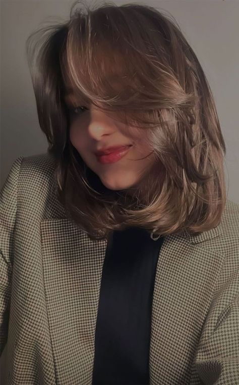 versatile bob, bob haircut, bob hairstyle, ahoulder length bob, long bob Haircuts For Medium Length Hair, Hair Inspiration Short, Hairstyles For Layered Hair, Vlasové Trendy, Haircuts For Wavy Hair, Shot Hair Styles, Shoulder Length Hair Cuts, Haircuts Straight Hair, Cut My Hair