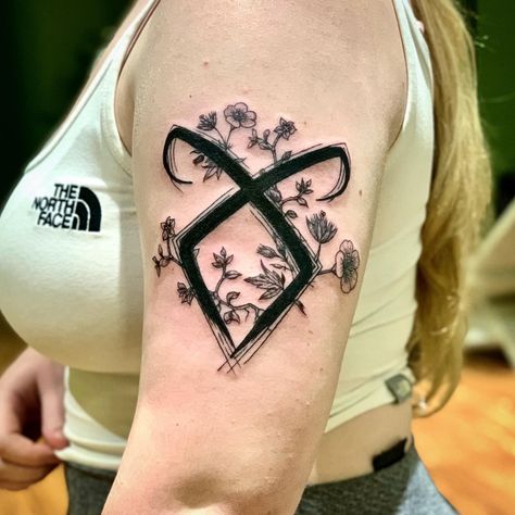 Shadow Hunter Tattoo Ideas, Angelic Rune, Shadowhunter Tattoo Ideas, Shadow Hunters Tattoo, Shadowhunters Tattoo, Angelic Rune Tattoo, Shadowhunter Runes Tattoo, Shadow Hunter Runes And Meanings, Angelic Power Rune Tattoo