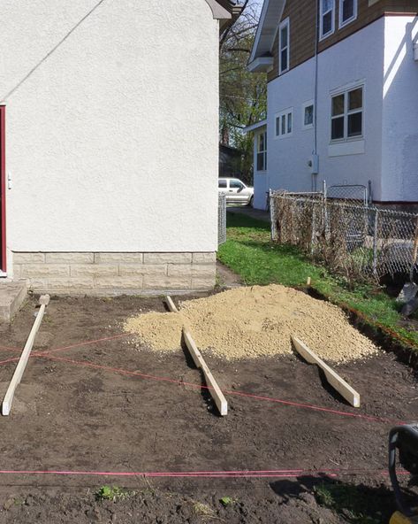 Gable Porch, Paver Walkway Diy, Laying A Patio, Concrete Pavers Walkway, Concrete Paver Patio, Pavers Diy, Paver Patios, Diy Patio Pavers, Pavement Design