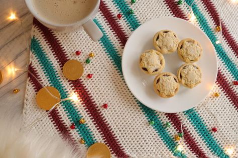 Festivities Placemat Tunisian Crochet Placemats, Decorated Table, Christmas Placemat, Crochet Kitchen Towels, Christmas Crochet Patterns Free, Crochet Coasters Free Pattern, Tunisian Crochet Hook, Let Them Be, Crochet Cozy