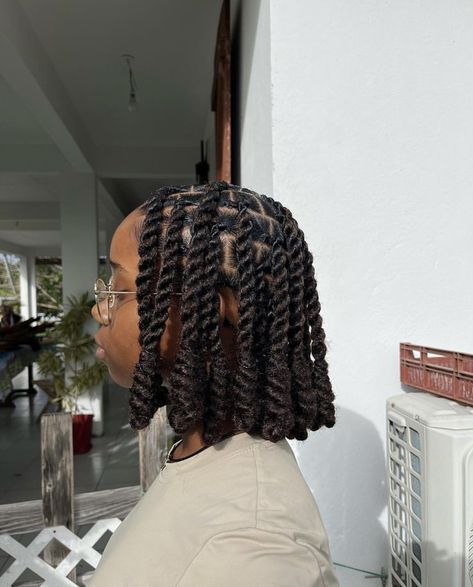 Bob Marley Twist Hairstyles, Wool Hairstyles, Brazilian Wool Hairstyles, Brazilian Wool, Invisible Locs, Marley Twist Hairstyles, Short Box Braids Hairstyles, Natural Hair Stylists, Big Box Braids Hairstyles