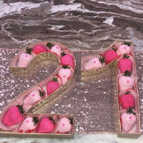 Hasita’s Berries🍓 on Instagram: “21 st Birthday Number Box!💗🍓 @may_may2880 #chocolatecoveredstrawberries #pink #pinkaesthetic #pinkberry #pinkberries #pinkstrawberries…” Birthday Numbers, Chocolate Covered Strawberries, 21st Birthday, Pink Aesthetic, Instagram Accounts, Strawberries, Floral Wreath, Birthday, Pink