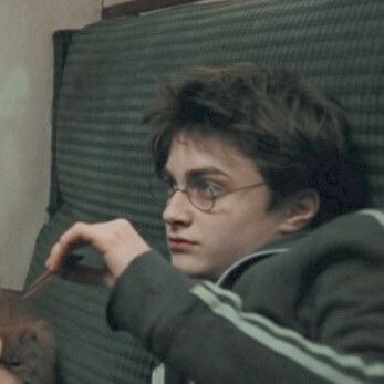 Daniel Radcliffe Harry Potter, Harry And Hermione, Harry Potter Icons, The Prisoner Of Azkaban, Fandoms Unite, Harry James, Prisoner Of Azkaban, Harry James Potter, Harry Potter Pictures