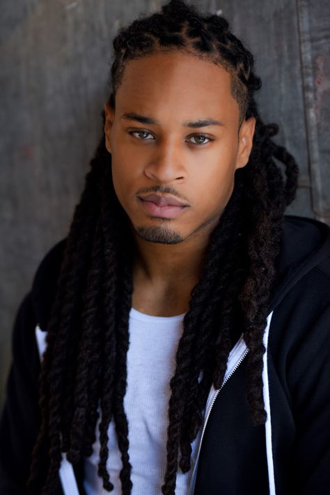 Zae France, Loc Hairstyles For Men, Afro Dreads, Male Haircuts, Man Reference, Dreadlocks Men, Dread Hairstyles For Men, Dark Skin Models, Dread Styles