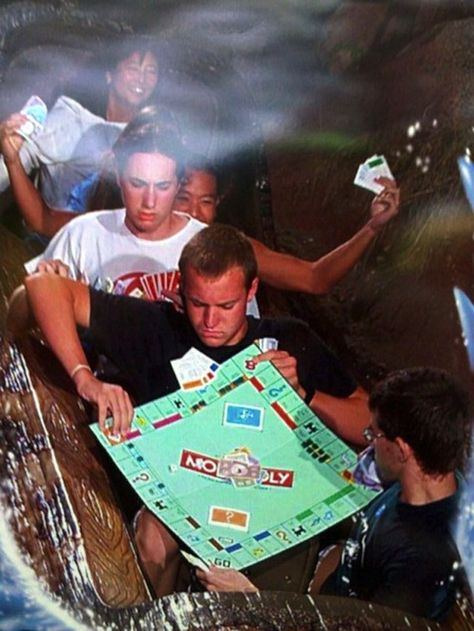 You can play Monopoly, but can you play Monopoly while riding an amusement park log flume? Think it over. Roller Coaster Pictures, Rollercoaster Funny, Meme Base, Disney Bucket List, Image Meme, Mountain Pictures, Funny Poses, Funny Bones, Splash Mountain