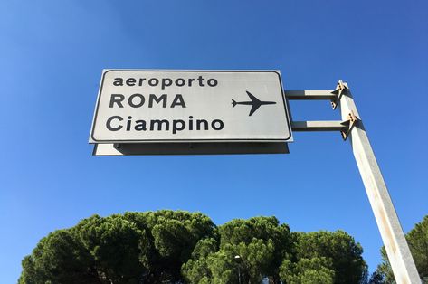 Italy Ticket, Italy Airport, Rome Pictures, Rome Airport, Dream Holidays, Dream Country, Airport Tips, Airport Aesthetic, Fiumicino