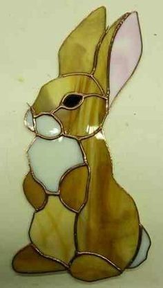 Periscoping bunny stained glass Stained Glass Sun Catchers, Stained Glass Easter, Glass Sun Catchers, Stained Glass Night Lights, Cat Stain, Stained Glass Sun, Stained Glass Patterns Free, Stained Glass Birds, Stained Glass Paint