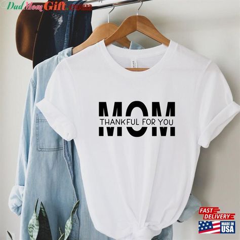 Mothersday Quotes, Craft Cricut, Mothers Heart, Screen Printed Tshirts, Mothers Day T Shirts, Call My Mom, Heart T Shirt, Mom Day, Mothers Day Shirts