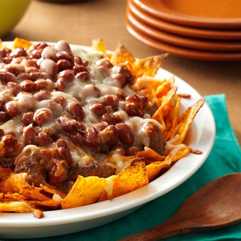 Nacho Pie Recipe -In place of the ground beef and mozzarella cheese, consider topping this zesty pie with lean ground sausage and cheddar cheese. It tastes just as good.—LaVerna Mjones, Moorhead, Minnesota Nacho Pie, Dinner Pies, Ground Sausage, Football Food, Game Day Food, Beef Dishes, Mexican Dishes, Taste Of Home, Pie Recipe