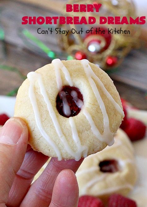 Berry Shortbread Dreams – Can't Stay Out of the Kitchen Holiday Baking Cookies, Almond Icing, Whipped Shortbread, Powdered Sugar Icing, Almond Sugar Cookies, Almond Shortbread, Cookie Types, Merry Berry, How To Make Icing