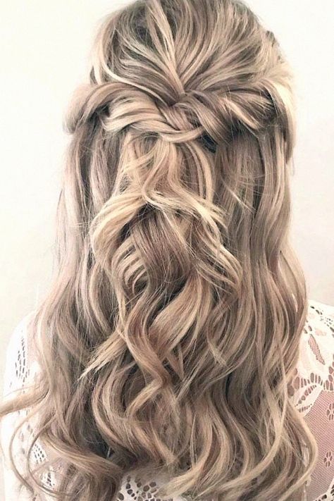 Obsessed with one bridal hair look half up half down. Stay tuned for more ideas, and comment on your favorites. Romantic Waves, Romantic Braid, Bridal Hair Half Up, Vintage Curls, Beautiful Bridal Hair, Boho Twists, Bridal Hair Inspiration, Bridesmaid Hair Half Up, Bridal Hairstyle