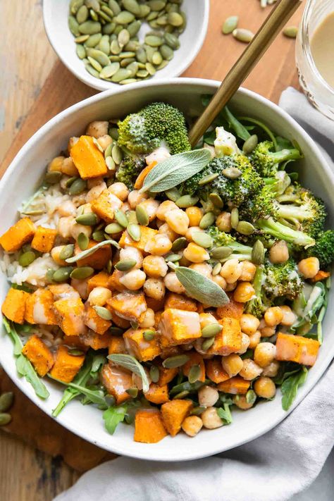 Chickpea Sweet Potato Bowls Potato Bowl Recipe, Chickpea Sweet Potato, Potato Bowls, Jar Of Lemons, Roasted Chickpea, Freeze Sweet Potatoes, Sweet Potato Bowls, Grain Bowls, Fall Menu