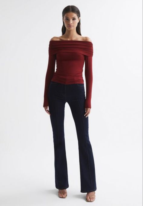 Bardot Top Outfit, Long Sleeve Top Outfit, Red Long Sleeve Top, Red Long Sleeve Tops, Bardot Top, Top Outfit, The Embrace, Natural Curves, Of Model