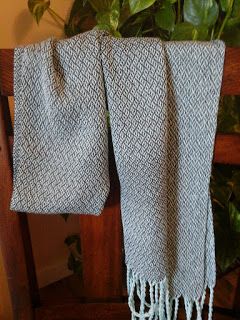 Ashford Loom, Weaving Patterns Loom, Loom Scarf, Weaving Patterns Design, Weaving Scarfs, Handwoven Shawls, Handwoven Throw, Towel Weaving, Inkle Loom