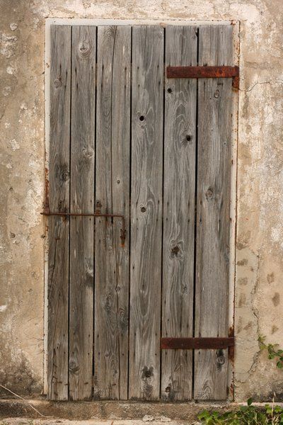 Old Wooden Doors Rustic, Journey Decorations, Scandinavian Doors, Sheds Ideas, Sabi Wabi, Rustic Shed, Galvanized Roofing, Plank Door, Door Texture