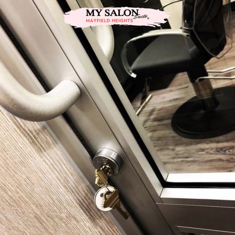 Have you ever owned your own salon? Getting the keys to your own space is the best feeling. See for yourself! Send us a message for more information on making a suite yours! #SuiteElite #MYSALONSuite #beautiful #haircare #mayfieldheights #ohio #MYSALONSuiteMayfieldHeights #cleveland #stylist #Salon #goals #team #beyourownboss #business #hair #hairsalon #entrepreneur Salon Goals, My Salon Suite, Business Hair, Salon Owner, Salon Suites, Suite Life, Salon Owners, Massage Therapist, Be Your Own Boss