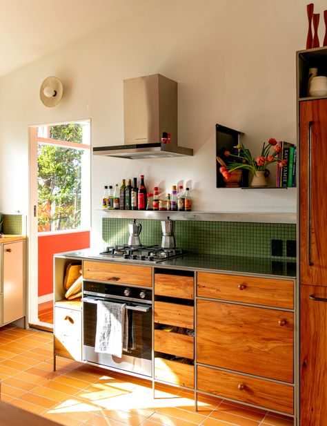 Restoring a mid-century Titirangi home to its former glory Green And Orange Kitchen, Mid Century Aesthetic, Arts And Crafts Style, Calming Spaces, Arch Interior, Orange Kitchen, Green With Envy, Kitchens And Bedrooms, Dream Living