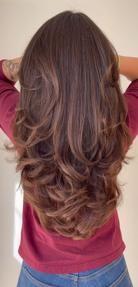 layered haircut, butterfly haircut, layered haircut long hair, curtain bang layered haircut Brunette Butterfly Haircut, Butterfly Haircut Red Hair, V Shaped Haircut With Layers Medium, Butterfly Hairstyles, Chest Length Hair, Haircut Butterfly, Wavy Hair 2b, Haircut Layered, Butterfly Hairstyle