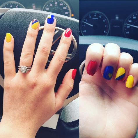 Nails, colors, colombia's flag Colombia Nails Design, Colombian Nail Designs, Colombian Nails Designs, Colombia Inspired Nails, Colombian Nails, Colombian Flag Tattoo, Colombia Flag Nails Design, Colombia Nails, Short Nail Beds