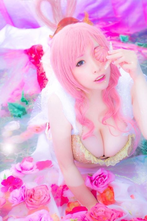 Shirahoshi Shirahoshi Cosplay, Cute Cosplay, Great Words, Best Cosplay, Aurora Sleeping Beauty, One Piece, Disney Princess, Disney Characters, Twitter