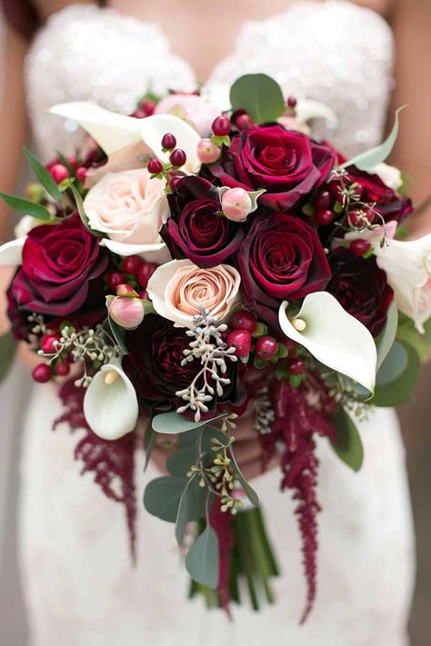 Fall Bridal Bouquet October, Fall Flower Wedding Bouquets, Christmas Wedding Bouquets, Loose Bouquet, Fall Wedding Bouquet, Wedding Bouquet Ideas, Wedding Collage, Fall Wedding Color Palette, Bridal Bouquet Fall