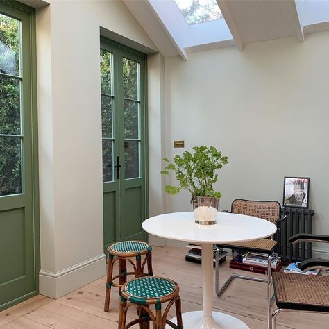 Matilda Goad on Instagram: “Heavenly geraniums in my still very bare sitting room.. Scent is so overlooked in styling a room, this smell for me has always brought a…” Matilda Goad House, Matilda Goad Kitchen, Matilda Goad Home, Calke Green, Farrow And Ball Living Room, Farrow And Ball Kitchen, Matilda Goad, Green Doors, Kitchen Natural