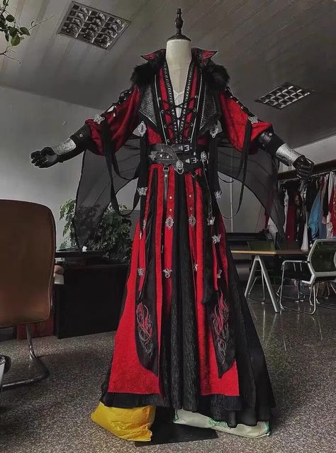 Royalty Outfits Men, Hua Cheng Cosplay, Royalty Clothing, Cos Dress, Red And Black Outfits, Traditional Chinese Art, King Outfit, Queen Outfit, Hua Cheng