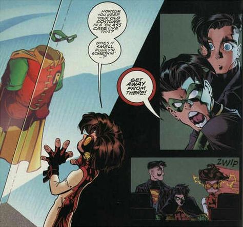 Tim being protective of Jason's suit Bart Allen, Conner Kent, Tim Drake Red Robin, Robin Dc, Batman Funny, Arte Dc Comics, Tim Drake, Dc Memes, Batman And Robin