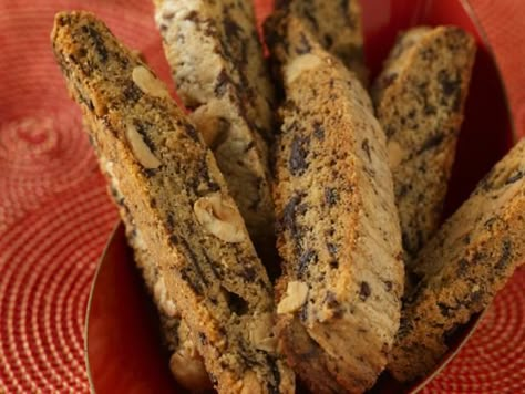 Peanut Butter Biscotti, Chocolate Biscotti Recipe, Biscuits Butter, No Bake Truffles, Chocolate Biscotti, Biscotti Recipes, Chocolate Biscuits, Biscotti Cookies, Biscotti Recipe