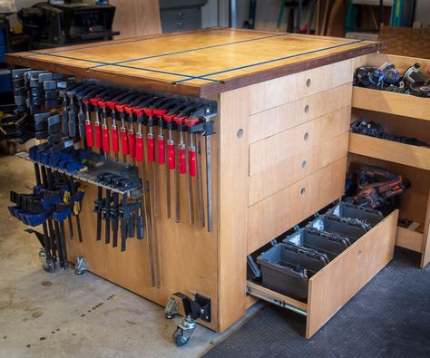 This assembly table is built to keep everything I used most often close at hand while building and finishing! It has a Simple Workbench Plans, Workbench Ideas, Workbench Top, Building A Workbench, Woodworking Plans Pdf, T Track, Assembly Table, Diy Workbench, Workbench Plans