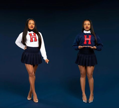 Howard Graduation Pictures, Decision Day Photoshoot Black, Hbcu Photoshoot, Hbcu Graduation Photoshoot, Hbcu Grad Photoshoot, Hbcu Graduation Pictures Photo Ideas, Graduation Outfit College, Senior Portrait Outfits, Grad Outfits