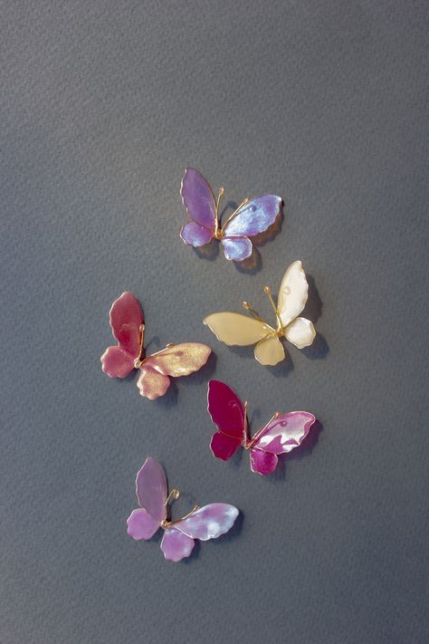 #DIY #crafts #jewelry #findings #supplies #charms #butterfly Nail Polish Art Crafts, Nail Polish Flowers, Diy Wire Jewelry Rings, Nail Polish Crafts, Wire Jewelry Rings, Sweet Jewelry, Fairy Jewelry, Handmade Jewelry Tutorials, Diy Resin Crafts