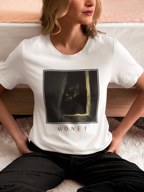 Cozy Mugs, Funny Black Cat, Black Cat Lover, Cat Lover Shirt, Tshirt Funny, Everyday Moments, Cat T Shirt, Cat Shirt, Animal Tshirt