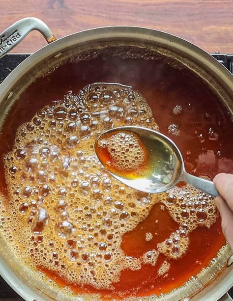 Apple Molasses, Homemade Apple Cider, Homemade Syrup, Homemade Apple, Syrup Recipe, Jams & Jellies, Canning Recipes, Back To Nature, Molasses