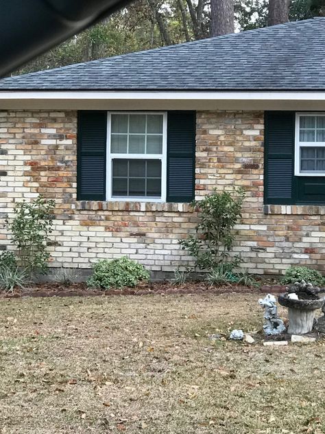 Just.... why? Why would a builder use two completely different color brick on the front of a lovely ranch home? Is this supposed to be ombre for brick or something? The house is actually adorable. A little Classico Limewash in Riposo Beige or Toscana Beige would create the warm brick look in a unified manner. (Is it rude if I knock on the door?). Painted Brick House Exterior Single Story, Riposo Beige Limewash Exterior, Beige Brick House Exterior, Tan House Exterior, Painted Brick House Exterior, Lime Wash Brick, Ranch Houses, Tan House, White Shutters