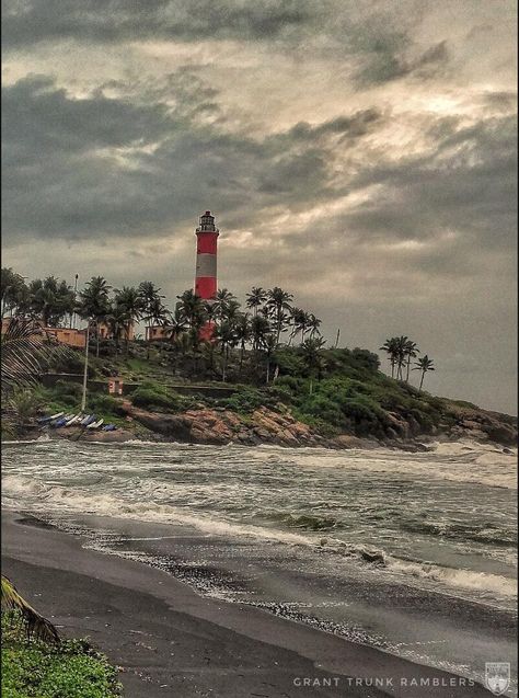 Unlike the regular crowded party beaches I've been to this quite little place in Kerala is now one of my favourite places to be! Trivandrum Beach, Trivandrum Photography, Happiness Comes In Waves, Camping Rules, Places To Be, Climbing Gym, Landscape Nature, Urban Area, Sunset Beach