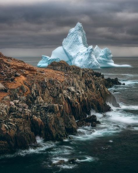 Newfoundland Icebergs, Ice Mountain, Labrador Canada, Mountain Images, Photography Workshop, Newfoundland And Labrador, House Landscape, Photography Workshops, Natural Phenomena