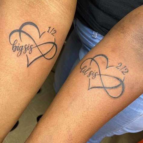 Finger Tattoos Matching, Cool Stick And Poke Tattoos, Witchy Finger Tattoos, Tattoos Witchy, Best Friends Black, Stick And Poke Tattoos, Cute Sister Tattoos, Matching Tattoos For Best Friends, Tattoos For Best Friends