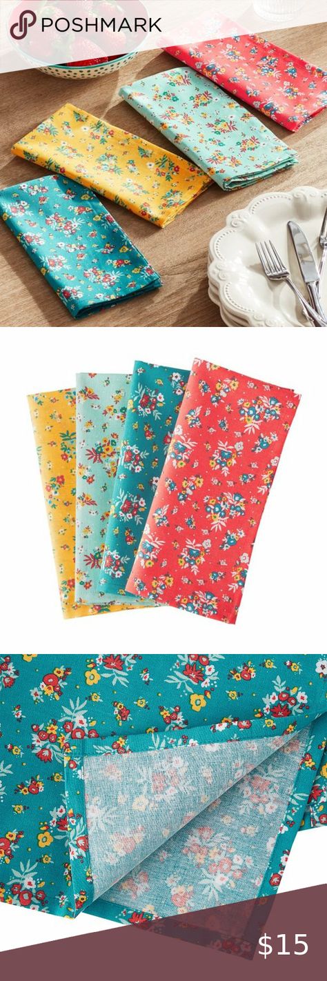 🌹The Pioneer Woman Rose Ditsy 4-Piece Napkin Set🌹 Pioneer Woman Kitchen Decor, Pioneer Woman Kitchen, Fabric Napkins, Fabric Napkin, The Pioneer Woman, Pet Chickens, Women Rising, Country Charm, Coordinating Fabrics