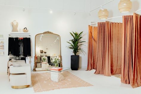 Fitting Room Ideas Boutique, Boutique Dressing Room Ideas, Boutique Dressing Room, Lingerie Store Design, Dressing Room Ideas, Fitting Rooms, Golden Poppy, Store Design Boutique, Stylish Activewear