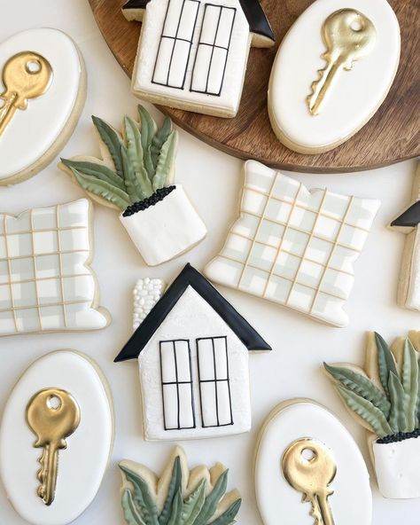 Real Estate Cookies, Real Estate Transaction Coordinator, Transaction Coordinator, Small Bakery, Stone Chimney, Bakery Business, Father In Law, Cute Cookies, Icing Cookies