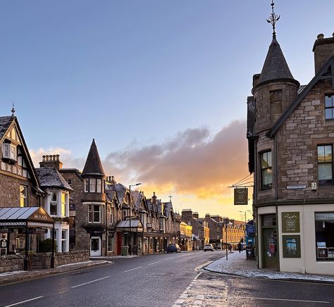 20 Reasons Why You Need to Visit the Charming Town of Pitlochry Scotland Scotland Beautiful Places, Enchanted Forest Pitlochry, Pitlochry Scotland, Life In The Uk, Planet Coaster, Castle Hotel, Scotland Travel, Small Town, Small Towns