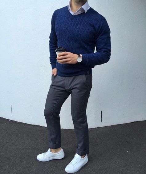 Blue sweater, gray pants and white lacoste sneaker by @the.cardinal.man [ www.RoyalFashionist.com ] Blue Pullover Outfit, Blue Jumper Outfit, Navy Sweater Outfit, Sweater Outfit Men, Blue Sweater Outfit, Sweater Outfits Men, Der Gentleman, Pullovers Outfit, Blue Jean Outfits