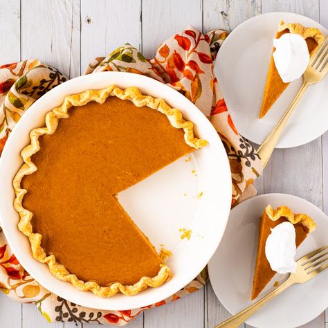 Classic Pumpkin Pie Bite Size Pies, Lemon Chiffon Pie, Splenda Recipes, Sugar Free Desserts Easy, Peach Compote, Classic Pumpkin Pie, Fresh Strawberry Pie, Pumpkin Pie Recipe, Refrigerated Pie Crust